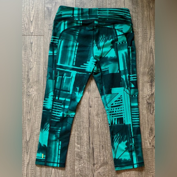 Lucy Leggings — Size Medium — EUC - Picture 3 of 8